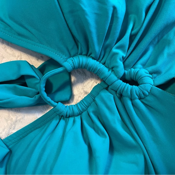 Women’s 2 pc tankini size 6 - Picture 4 of 4